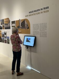 Medienstation im Museum